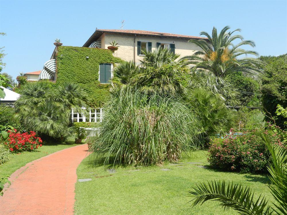 Hotel Villa Maremonti Марина-ді-Масса Екстер'єр фото