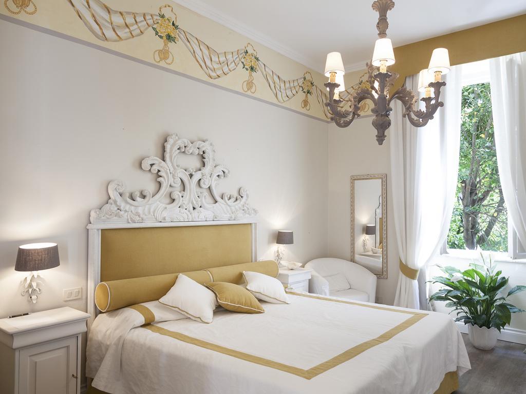 Hotel Villa Maremonti Марина-ді-Масса Екстер'єр фото